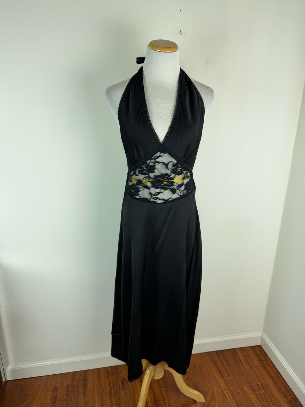 NWT Indah Hailey Slip Dress Black Midi Lace Size S